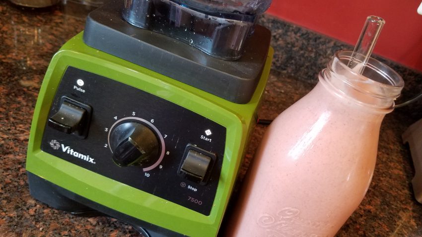 Vitamix Blender & Smoothie